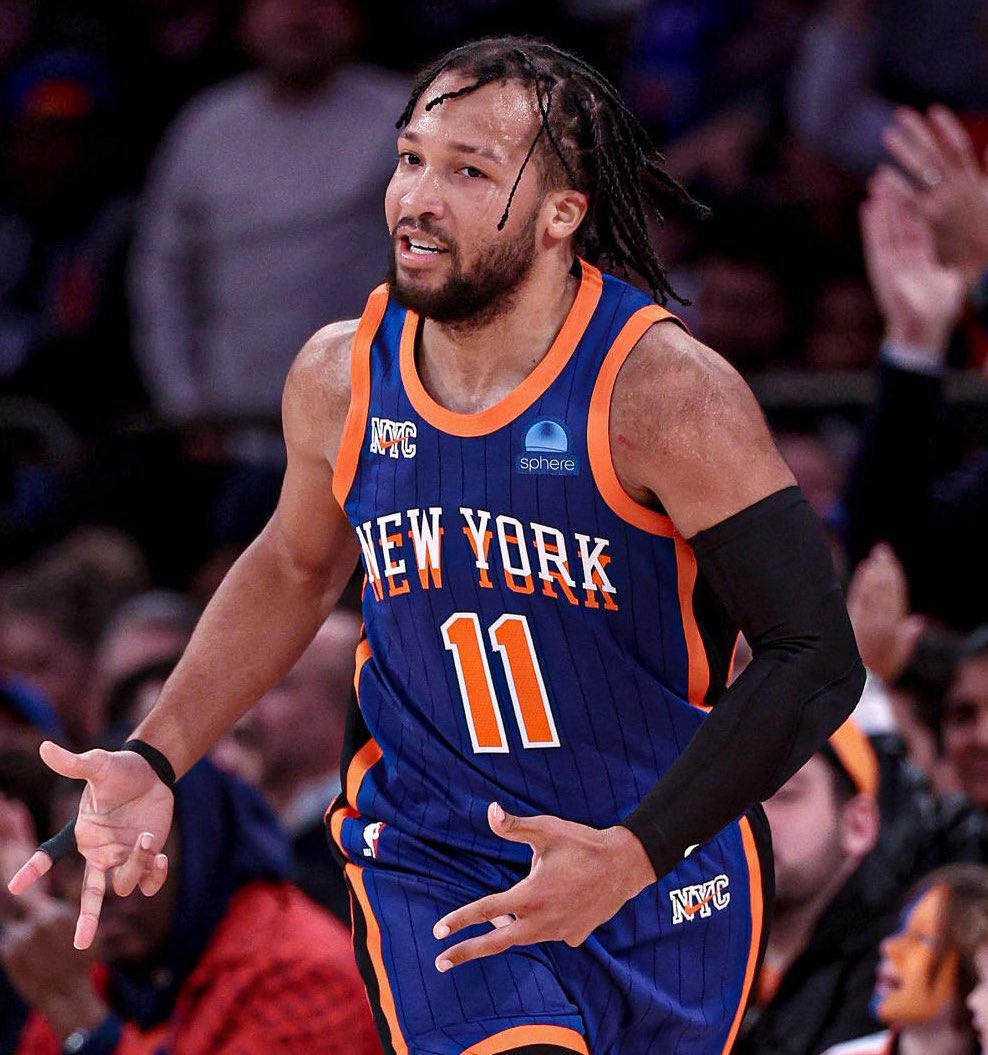 esidery's tweet photo. Jalen Brunson signed a four-year, $156.5 million extension with the Knicks, per @wojespn.

Brunson is leaving over $100+ million on the table in order for New York to retain their core long-term.

Brunson becomes the first superstar in NBA history to do this. https://t.co/hU5HwUd93L