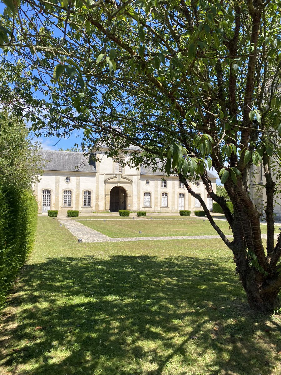 expertscience's tweet photo. AG du @Medef Normandie
à l’ abbaye d’Ardenne : ✳️ un bilan et des perspectives : formation / éducation , écoles #Ingenieurs Investissements santé , #industries , Énergie #Nucleaire , #Agro-alimentaire , des perspectives 👍avec l’évocation de l’ #IA
Via #ExpertScience ( E.S.C.) https://t.co/obpmrMQ5Ij
