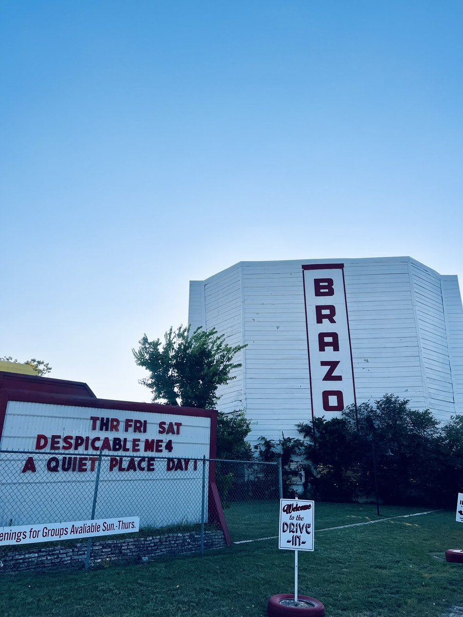 ActonElementary's tweet photo. Despicable Me 4 at the drive-in with the very best crew! We had an amazing night making memories under the stars with Gru, the minions, and our AES families! 🎬🚘✨🍿

A huge thank you to the Brazos Drive-In Theatre!! 🎉 

#experienceacton
@granburyisd https://t.co/HIti1cU0La