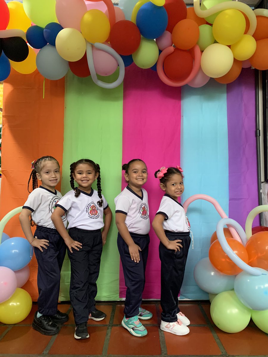 vcopacabana's tweet photo. CDCE Municipio Plaza red territorial #04 Trapichito hoy 04/07/2024 en las instalaciones del C.E.I.P. “Virgen de Copacabana” Celebrando el Fin de Año Escolar. https://t.co/7E0cdJKl2k