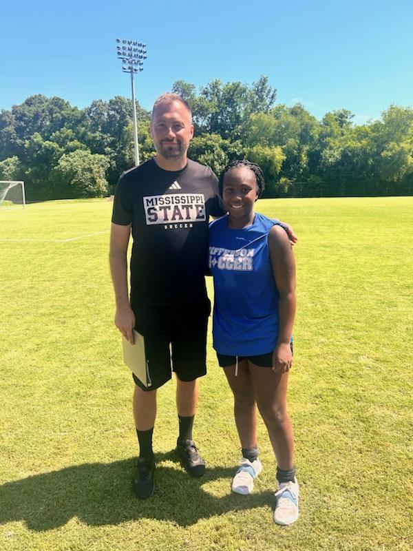 JasThompson2026's tweet image. I am enjoying my training at the Mercer ID camp. I also had the opportunity to meet some great coaches!
@ImCollegeSoccer @NEGARecruits @AllianceSC_08G @ImYouthSoccer @TopDrawerSoccer @GeorgiaSoccer @NCAASoccer @PrepSoccer
@TheSoccerWire
@jtownsoccer