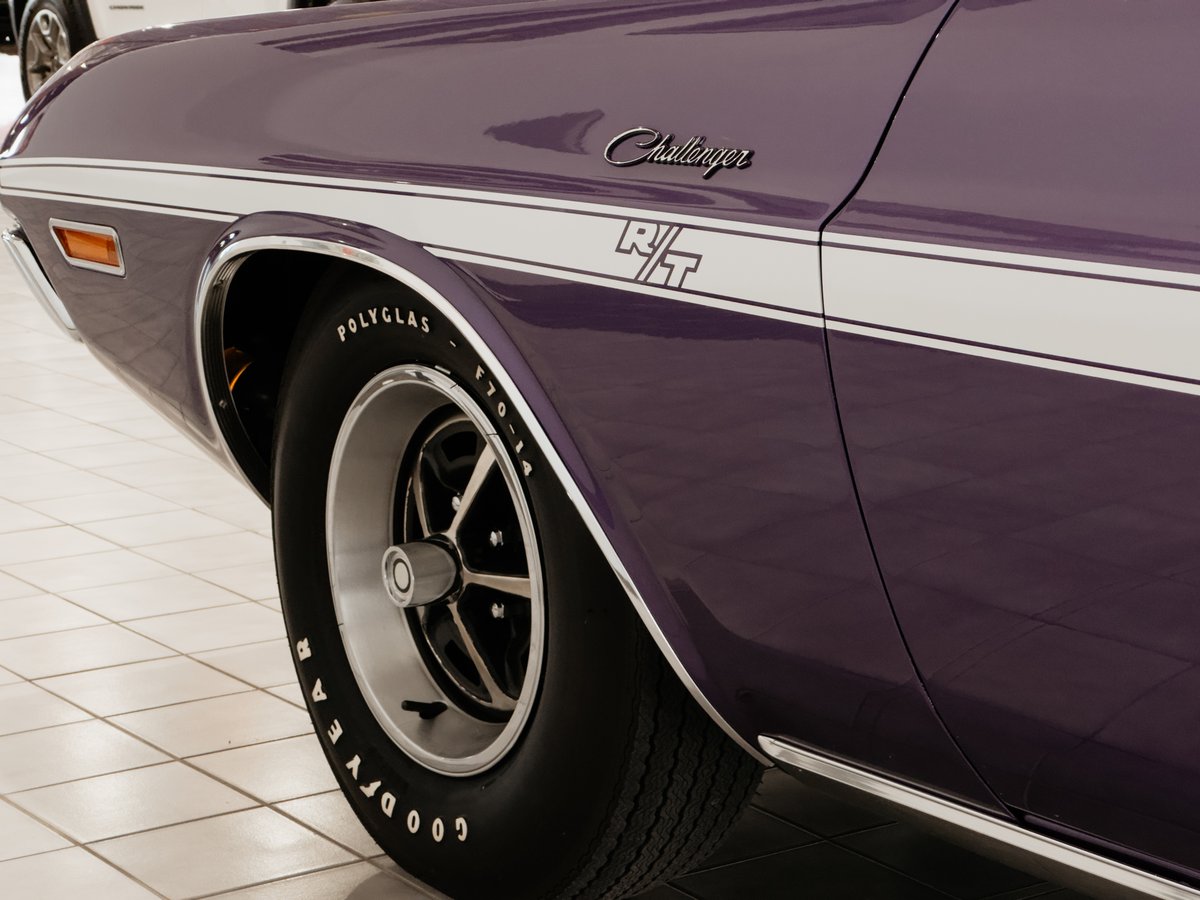 SouthsideDodge's tweet photo. Throwback Thursday
This is a 1970 Dodge Challenger R/T 383 V-8 Magnum 4-speed
It's a 1st gen R/T hardtop and goes 0-100 km/h in 6.5 seconds with 335HP
#dodgechallenger #challengerrt @dodge_canada https://t.co/jFoE6sTDC5