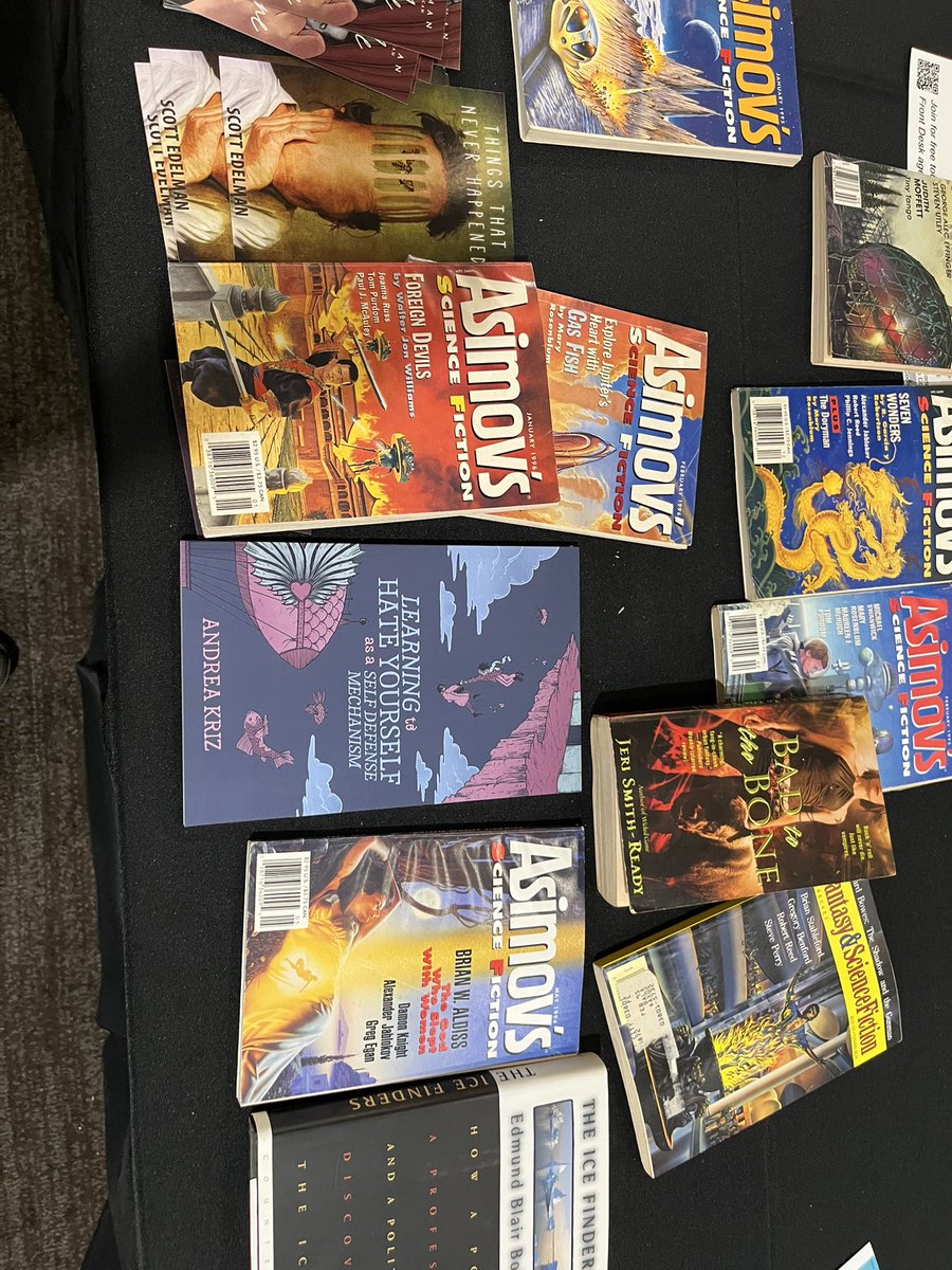 theworldshesaw's tweet photo. Currently @readercon with copies of my short story collection from @IntFlightPress! One is up for grabs on the free book table… come find the others with me! #readercon https://t.co/dcS4IcqeSq