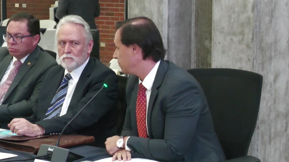 El decano de la Universidad San Pablo, Luis Aragón Solé, aseguró que se conoció que el Congreso piensa juramentar hasta el 24 y 25 de julio a los decanos de Derecho de la UFM y Mariano Gálvez, por lo cual se acortaría el tiempo para elegir a magistrados de Corte de Apelaciones.