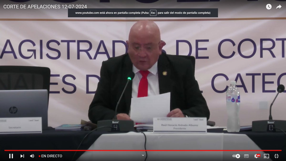El presidente de la Postuladora, Raúl Arévalo, aseguró que el decano de derecho de la Universidad Mariano Gálvez, envío una carta al Congreso para su juramentación, pero ello no se dio por la agenda del legislativo.