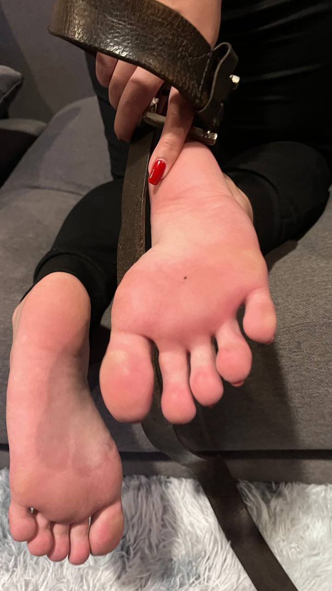 Ich behandle dich wie Dreck und du lässt es dir gefallen. Weißt du auch wieso? Na, weil du es mit dir machen lässt, du bist eben ein Versager. Ich werde dir schon zeigen, wie der Hase läuft. Fühl dich angerotzt ;) Mach dich ready nach Iftar fasten brechen mache ich dich plat