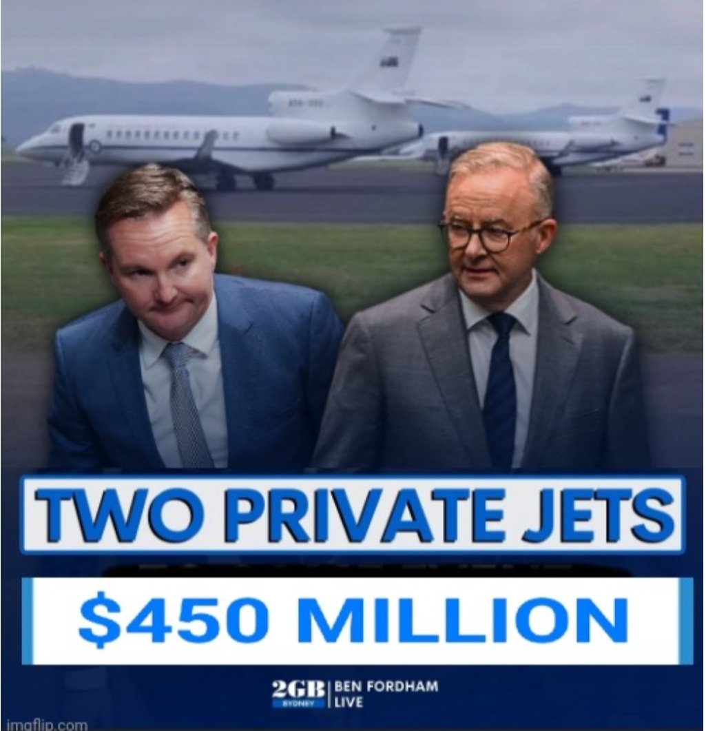 PetalfromVenus's tweet photo. @ausvstheagenda Beggars belief.
Look at his body language. Whole demeanor screams, 'weak/minion'. 1M+ Aussiê children living in poverty. Aussiês living in cars/tents. Aboriginâl domêstic violénce. 🤬
Address serious issues here, at home.
#StopWastingMoney
#LookAfterYourOwn
#StopFundingWars https://t.co/bVXZQWtcpM