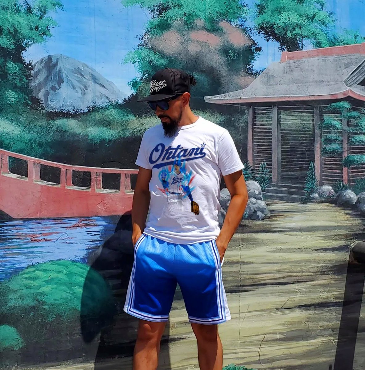 curlychris00's tweet image. #ShoheiOhtani wins #ESPY Best MLB Player🔥 shopcourtkings.com
#courtkings 👕 #MLB #Dodgers #DodgersNation #Ohtani #Blue #Shotime #LA #LetsGoDodgers 

Shopcourtkings.com
@DantheLakersFAN @EmpireJeff_ @WeTalkMavs @Relle_talk31 @KingKiBlack @MeeztheGm @curlychris00