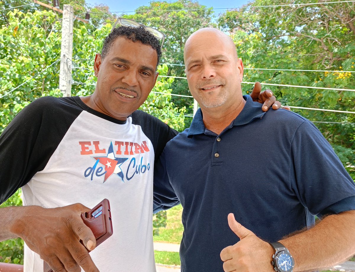 "El Titán de #Cuba" nos visita. Vino a su Patria para presenciar las 'protestas masivas' a las que convocaron ciertos "líderes del exilio"... #CDRCuba #TodosSomosCederistas