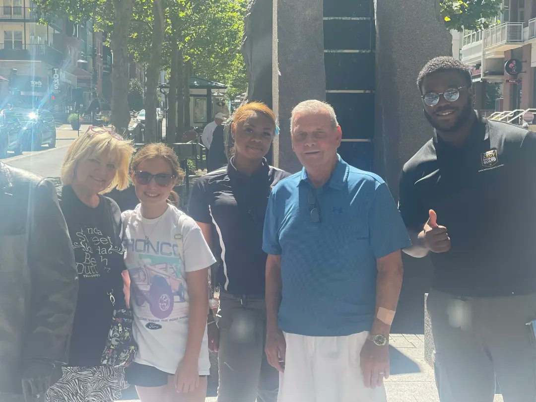 DC Army National Guard tweet media