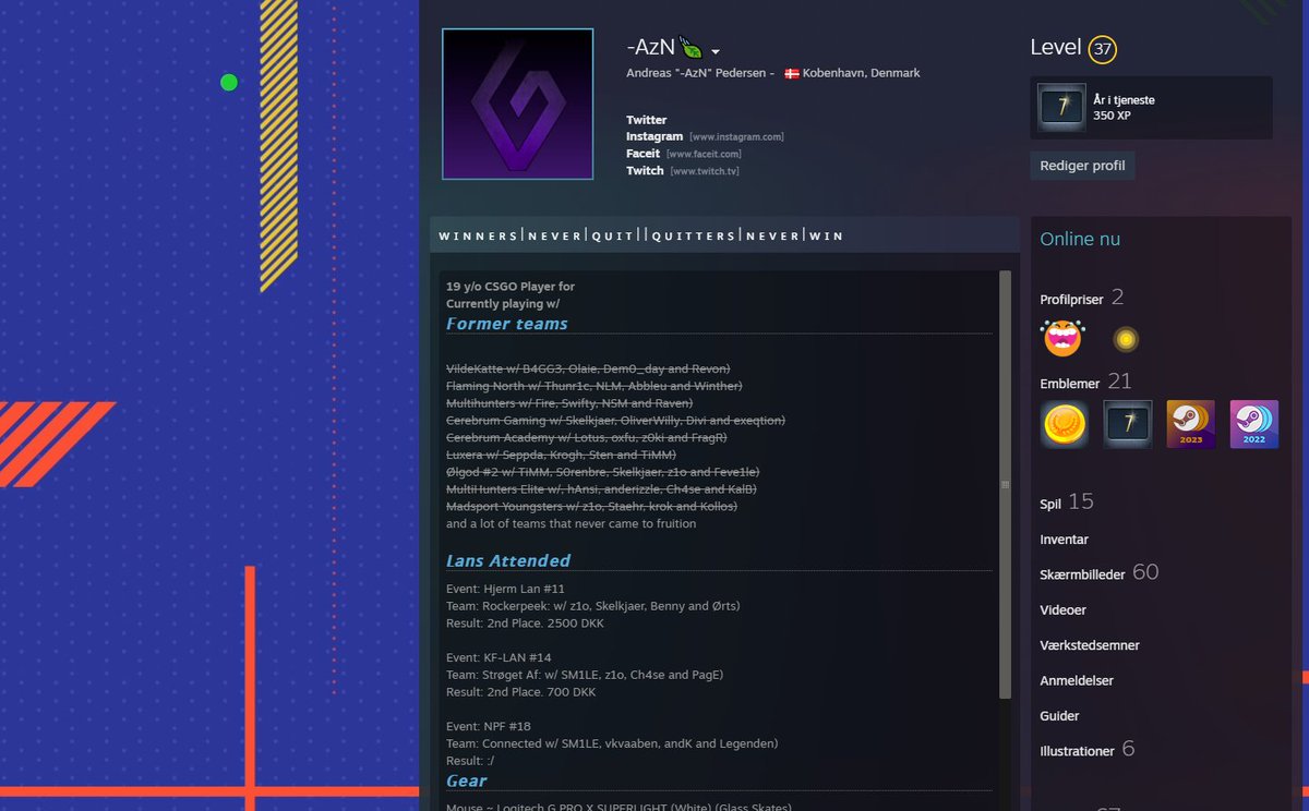 Vil lige sige at hvis den her account adder jer, så er det ikke mig. Det er en fake profil. - Min er lvl 37, så kig på det hvis i bliver addet af en "-AzN"
Min account til højre