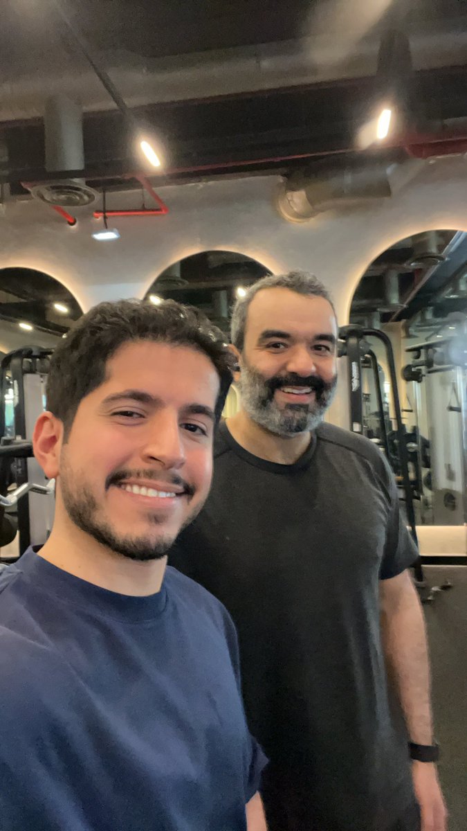 فيصل الفقيه العنقري (@fslalfaqih) on Twitter photo كالعادة معالي وزير الاتصالات وتقنية المعلومات، المهندس عبدالله السواحة <a href="/aalswaha/">عبدالله عامر السواحهAbdullah Alswaha</a> ، المحفز والملهم لي. رغم مسؤولياته، فهو ملتزم على ممارسة الرياضة كالعادة معالي وزير الاتصالات وتقنية المعلومات، المهندس عبدالله السواحة <a href="/aalswaha/">عبدالله عامر السواحهAbdullah Alswaha</a> ، المحفز والملهم لي. رغم مسؤولياته، فهو ملتزم على ممارسة الرياضة