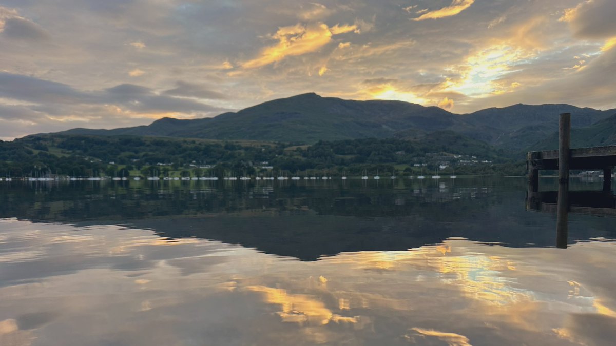 MrMAllison's tweet photo. Residential number 2! Beautiful view tonight https://t.co/NVqnrfpN8X