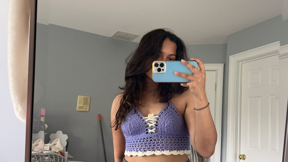 I CROCHETED A TOP FOR THE FIEST TIME EVER!!!!!