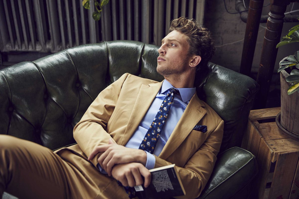 Step into the room with confidence. A sharp suit can make all the difference. #DressedToImpress #MensStyle #BespokeSuit #CustomClothing