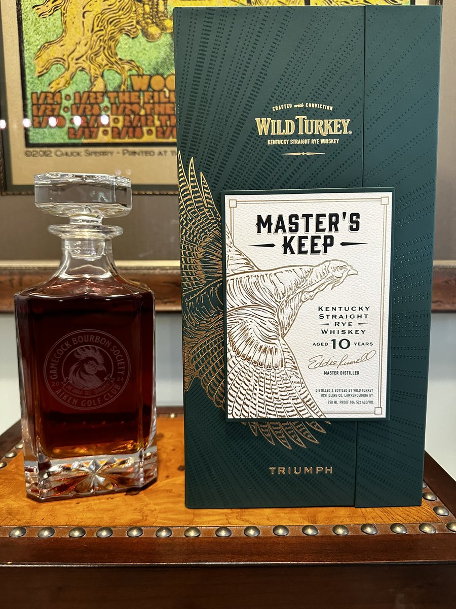 GamecockBourbon's tweet photo. When I say I love this bourbon community we have, I mean it.

Big thank you to @LaurenNichols80 and her husband for finding this Wild Turkey Masters Keep for me at MSRP.

#Grateful #ioweyouone https://t.co/UChwOZdNVf