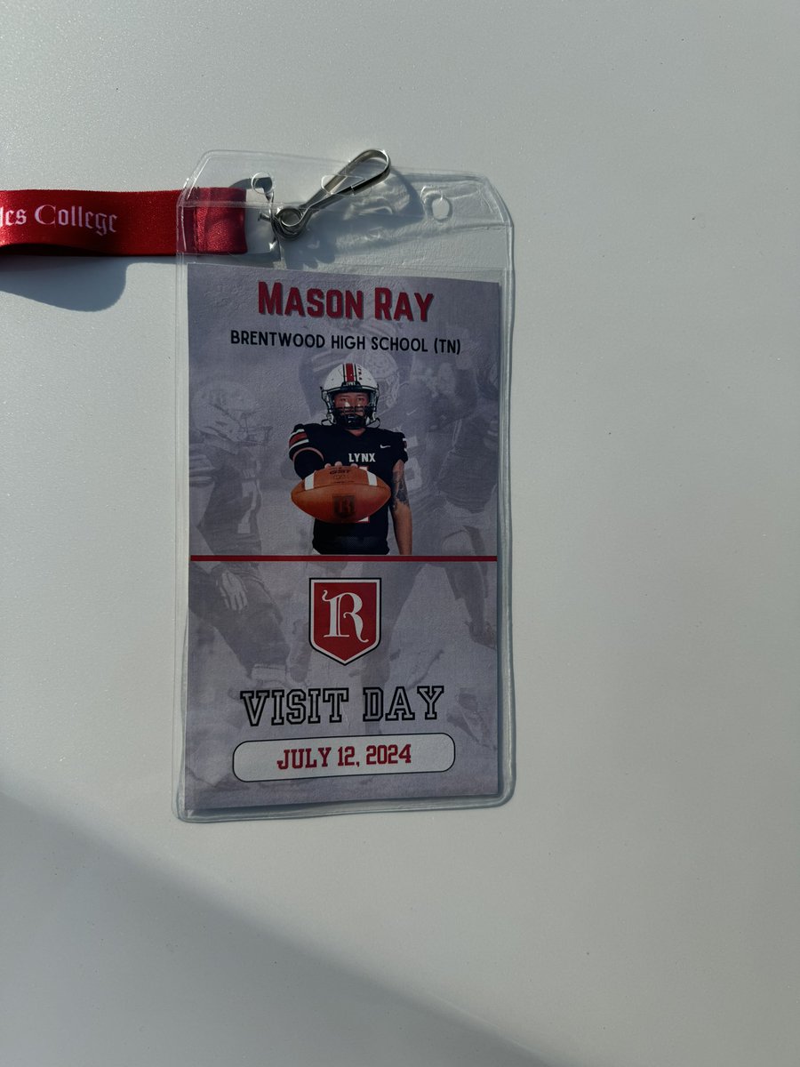 Had a great visit at Rhodes today! Thank you <a href="/CoachKalb1/">Matt Kalb</a> for the hospitality! <a href="/wcsBHSge/">Coach Evans</a> <a href="/wcsBHScf/">Brentwood Football</a> <a href="/CSmithScout/">Chris Smith</a>