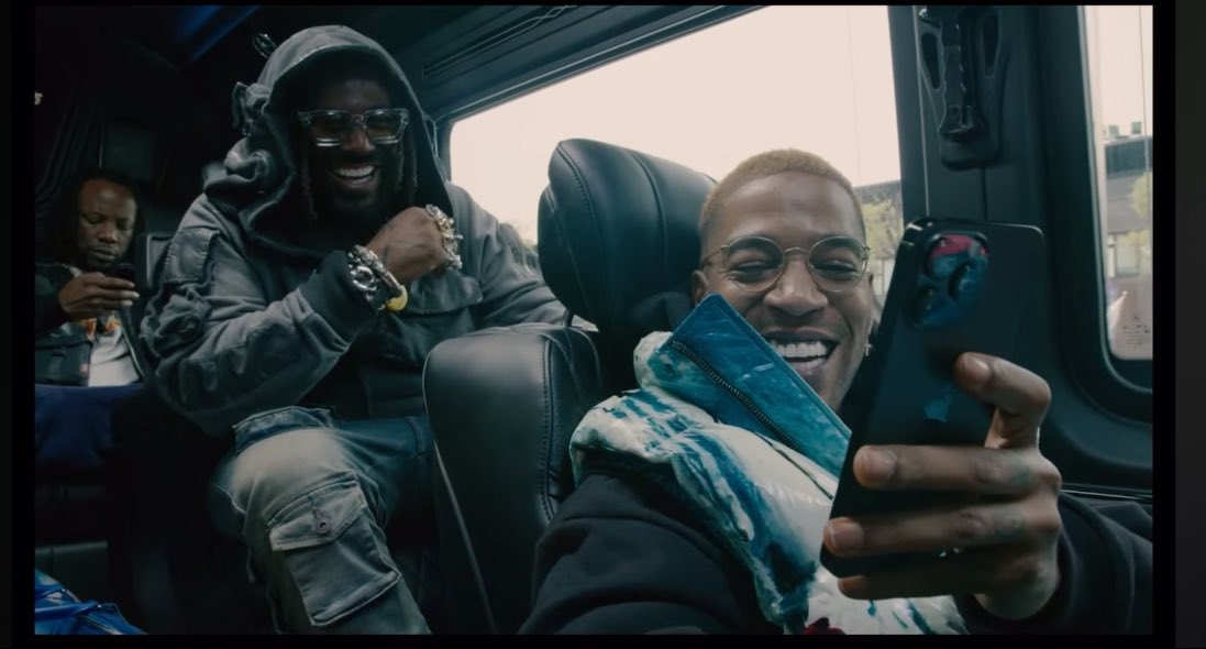 MrRager92's tweet photo. @KiDCuDi ONE WORD 

🗣️ICONIC https://t.co/tF92pVcaW5