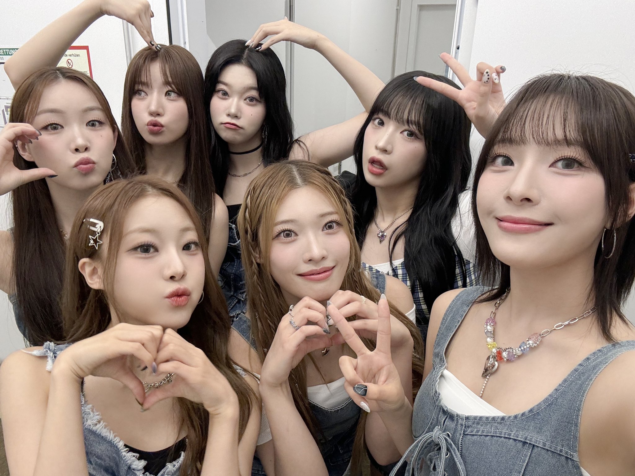 GSUmduVWgAAHuLs?format=jpg&name=large