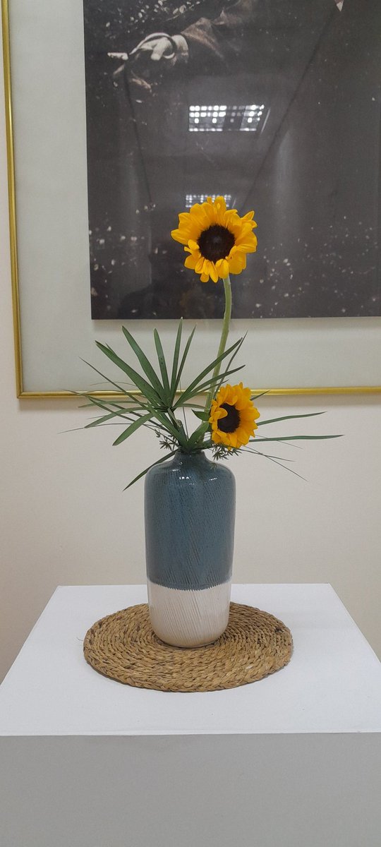 wendell27891198's tweet photo. Ikebana Sanguetsu 

#ikebana #sanguetsu #ikebanasanguetsu #immb #flordemeishusama https://t.co/h0EJcPm2FC