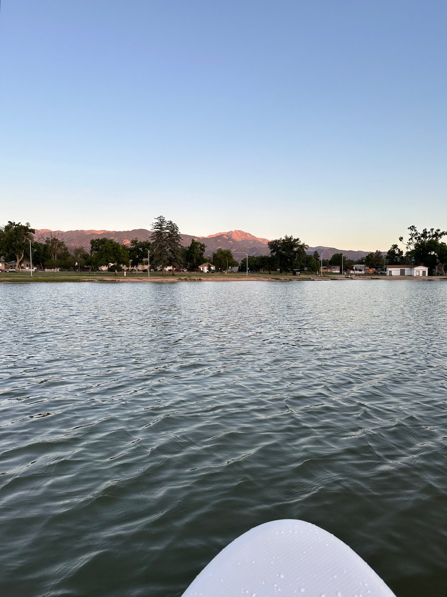 Who is interested in starting a sunrise paddle club at memorial park? #ColoradoSprings #SUPboard