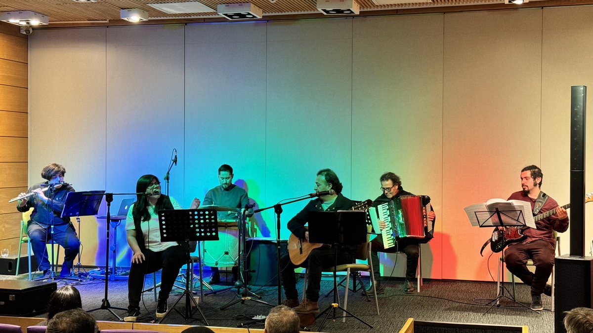 Thais Olivera se presenta en este momento promocionando su más reciente trabajo “Aires del Sur”, en compañía de Felix Cárdenas, académico de ⁦⁦<a href="/imuspucv/">IMUS PUCV</a>⁩