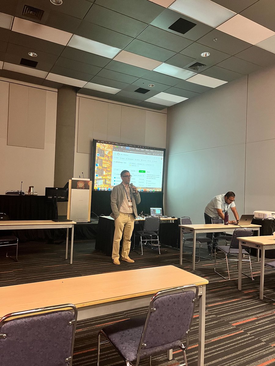 FilippoUtro's tweet image. Great day @ #ISMB2024 for the first ever tutorial on #QuantumComputing #QML on multi #omics with @boseomics @LaxmiParida16  @HakanDoa