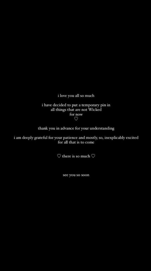 cloud_ag7's tweet image. Eternal Sunshine regrediu, voltamos ao Positions 🥺