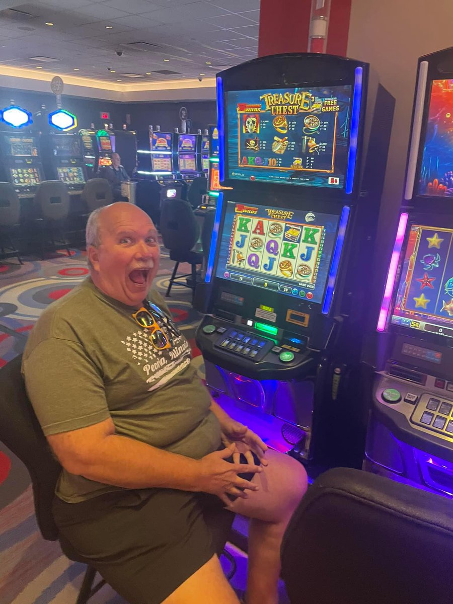 DJRonStPete's tweet photo. Those training lessons at the Fatty Academy are paying off! (Too bad the machines aren’t!) @BigFatty https://t.co/fMV5xI6qJu