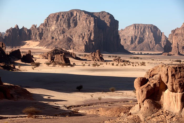 BlazianP's tweet image. We need more Chadian geologists. I don’t know much about geology but after traveling throughout Chad over these last few years, I believe we do not know the full story about our lands and what it holds.🇹🇩 #Tibesty