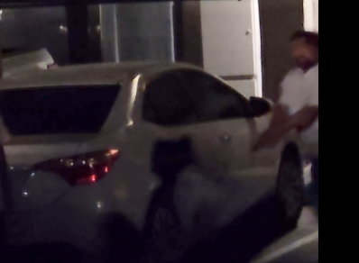 DaveBiscobing15's tweet photo. Tonight at 6pm...

We have exclusive video of what led to a deadly shooting between a man and a group of pro-Palestine demonstrators. 

It's difficult to watch. 

But this story is important because the case has serious implications for the City of Phoenix. https://t.co/vzy3V6gEs0