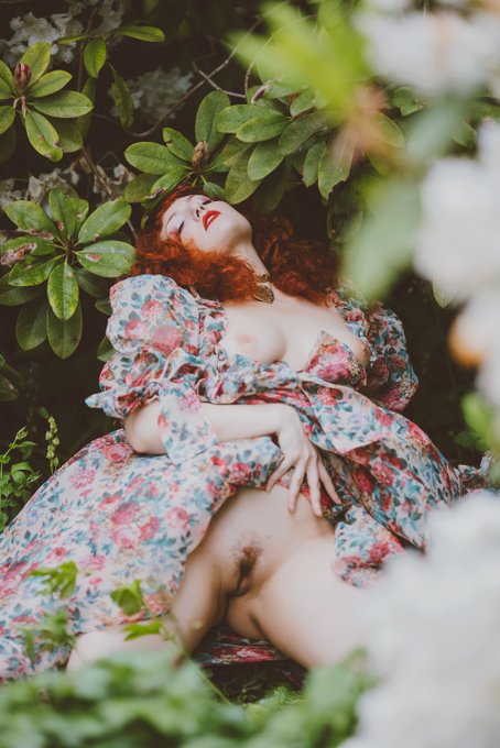 The Jungle with @porcelainmeow https://t.co/17dlLghP36<a class="tags" href="/tag/porcelainmeow">@porcelainmeow</a><a href="/tag/definitelynotjoiningacult"class="tags"><span>#definitelynotjoiningacult</span></a>