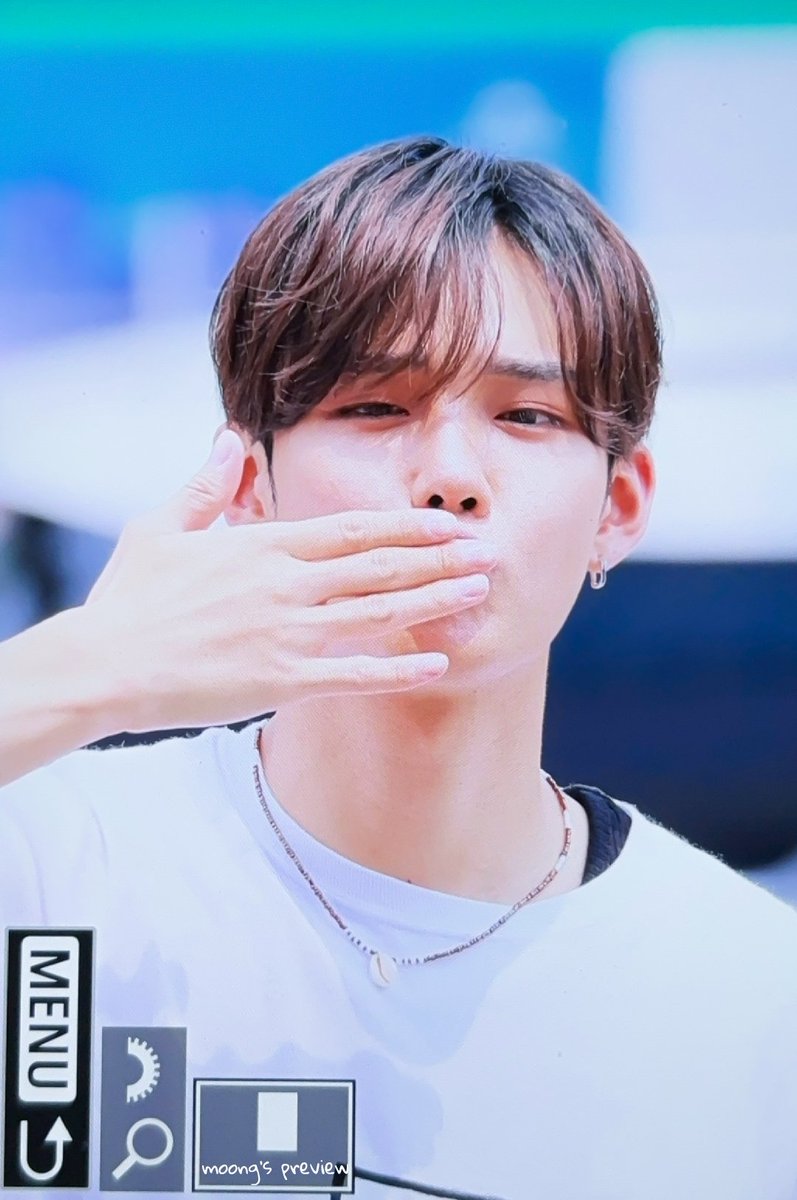 moongs_0226's tweet photo. 240713 음중 미팬 pre.

사랑이야💛

#CIX #씨아이엑스 #승훈 #SEUNGHUN
#BDU #비디유
#to_my_beloved_star https://t.co/479OL7HPXS