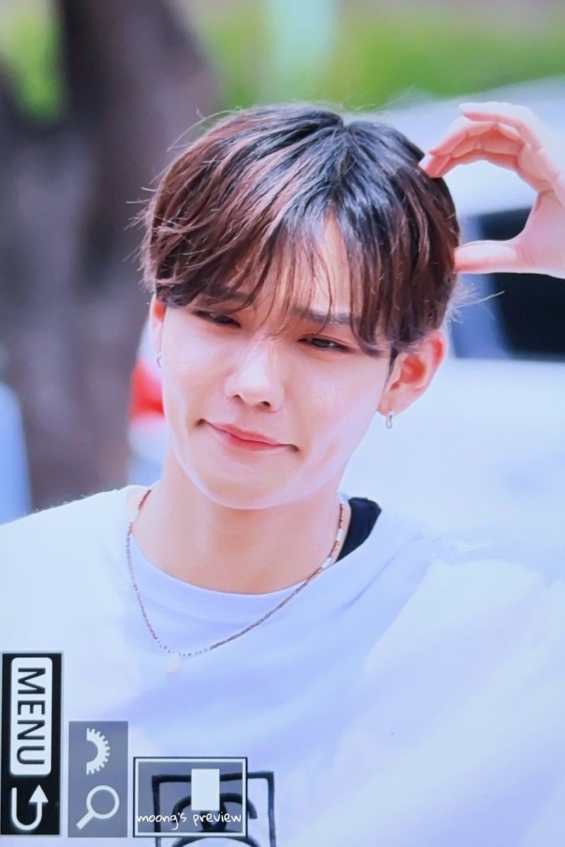 moongs_0226's tweet photo. 240713 음중 미팬 pre.

귀여워 진쨔ㅜㅜㅜㅜ💛

#CIX #씨아이엑스 #승훈 #SEUNGHUN
#BDU #비디유
#to_my_beloved_star https://t.co/RsjphVLZqu
