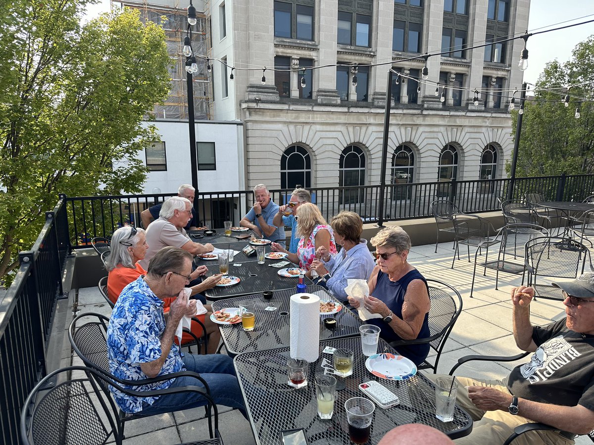 GCC_AMBUCS's tweet photo. 13 Ambucs shared conversation, laughs, and fun tonight from the rooftop of @Barrelhouse34 in downtown Champaign. Oh yeah…and pizza and drinks! 

If you want to join this fun, contact any member. We’d love to have you! #WeHaveFun #AmbucsRock #ComeJoinUs https://t.co/pYVrFnLDjU