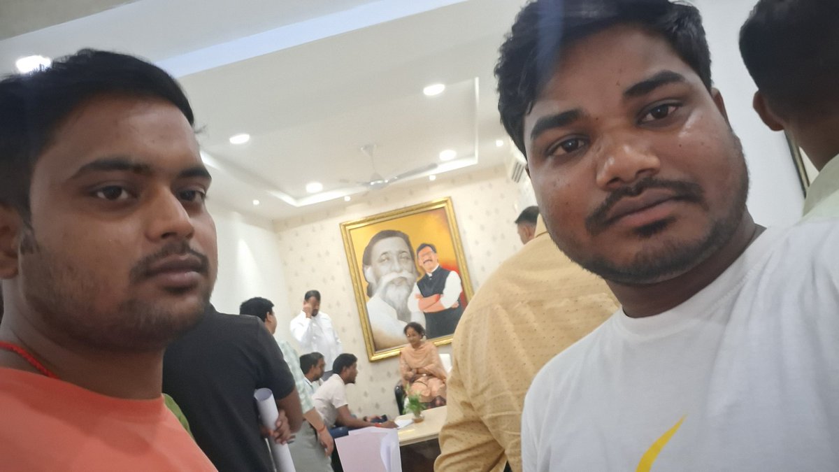 JaydevH57200's tweet photo. @JharkhandCMO जोहर सर,हमलोगJSSC JE CIVIL के लंबित(pending)126 कैंडीडेट्स हैं, 5 महीने से JSSC का चक्कर लगा रहे हैं हर बार आश्वासन देकर वापस भेज देता है,सर हम लोग बहुत परेशान हैं हमलोग के साथ-साथ घर वाला भी परेशान हैं, सर आपसे निवेदन हैं कि हम लोग का JE CIVIL पेंडिंग रिजल्ट जल्द प्रकाशित कराए। https://t.co/3eDxNLn1UX