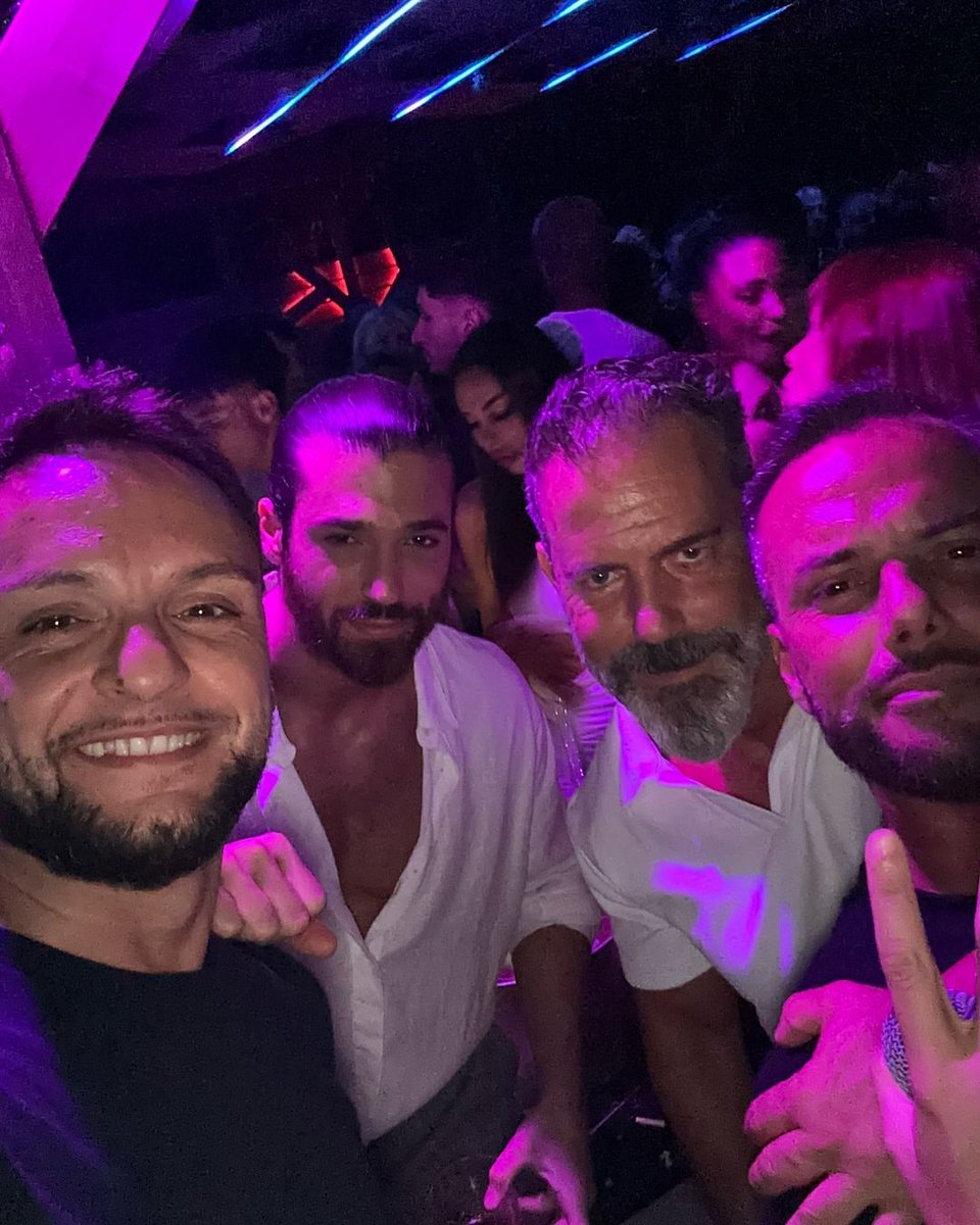 [📍#Roma]
🆕 📷 Can Yaman 🤍🫶🏻
#CanYaman

IG @marcomariani_dj