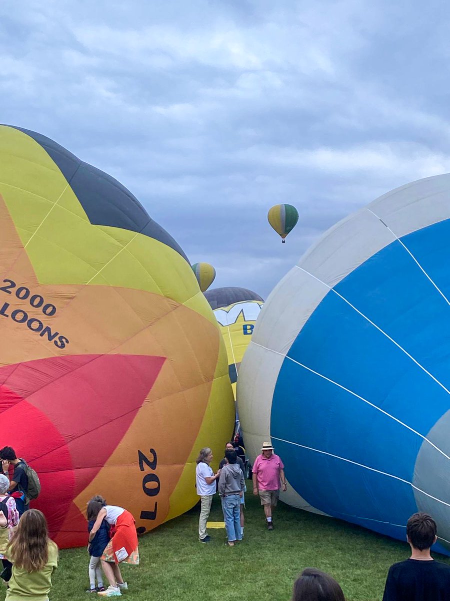 Ebf_Igualada's tweet photo. Inflem i comença el vol de matí de l'#ebfIGD! https://t.co/E466aCXHgJ