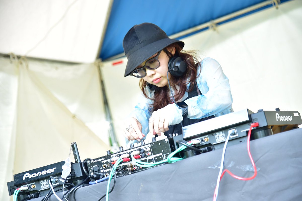【GFB’24(つくばロックフェス)DAY1!! フォトリポート】 

🎧DJ: YIYI
<a href="/yiyidesune/">ＹＩＹＩ</a> 

📸photo by: スズキメグミ
<a href="/megumitelepathy/">スズキ メグミ</a> 

#gfbfes 
#つくばロックフェス