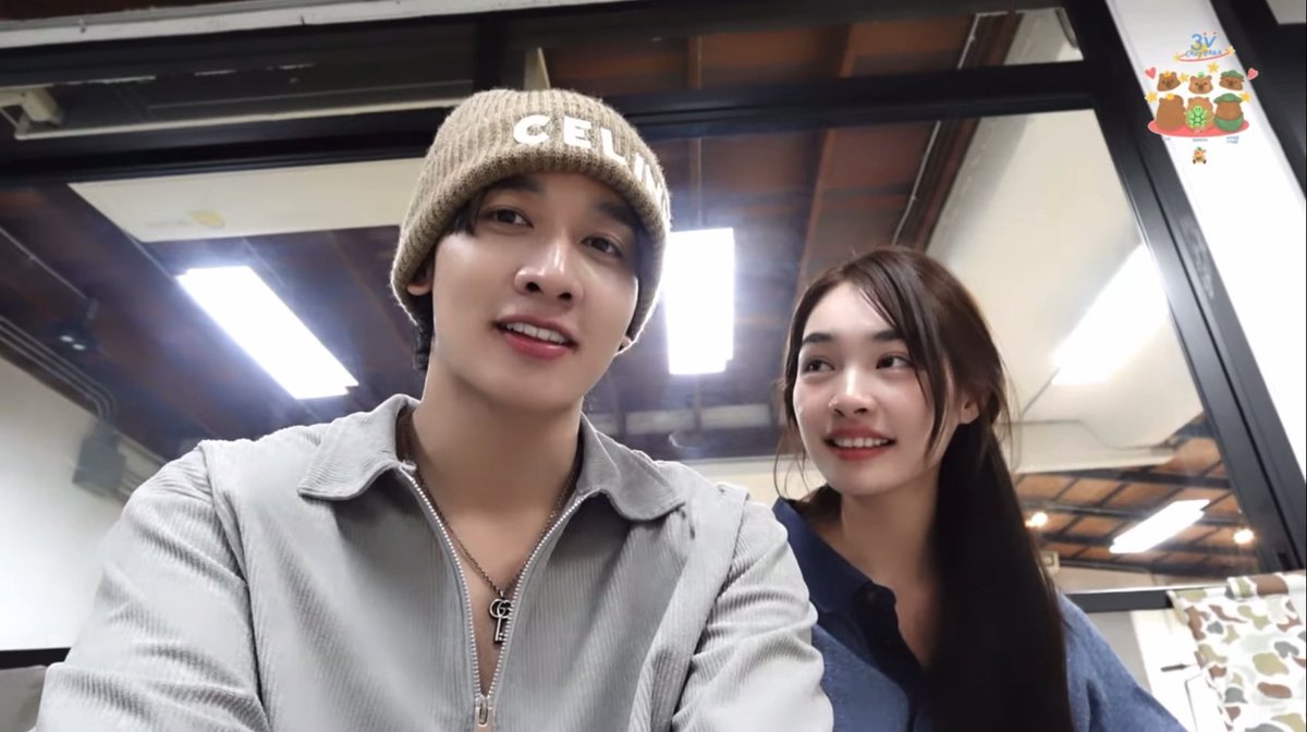 MiyukiAunChan's tweet image. งานสายตาพี่พระเอกนางเอกช่อง 3 เค้าไม่แผ่วกันเลยค่ะ ดูสายตาที่เค้ามองกันซิเธอ เขินอ่ะ😳

#พีคมิ้นท์ #3Vs