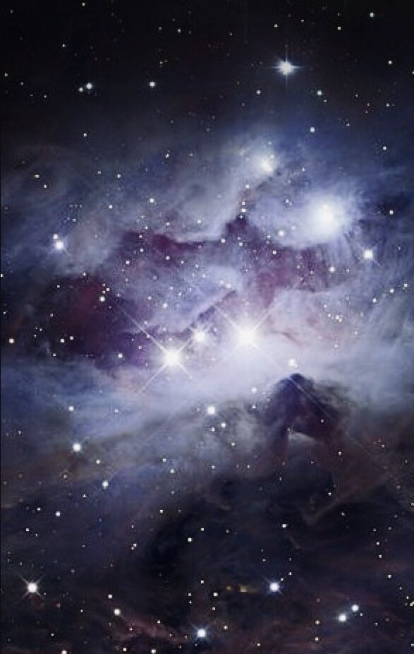 BohemianFiction's tweet photo. You are the stars that drip 
from sapphire skies,
a celestial being 
made flesh 
through the magic 
of lustful intent

#poetry #poetrycommunity #Poets https://t.co/2HGlfHhG2V