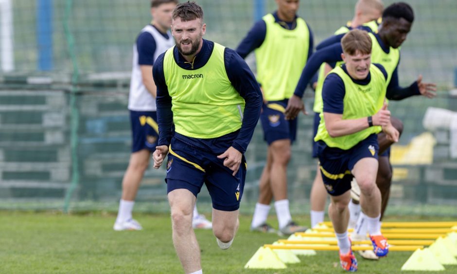 Kyle Cameron: Losing Notts County captaincy played part in my exit, gaining it at St Johnstone is an honour dlvr.it/T9X6H6
