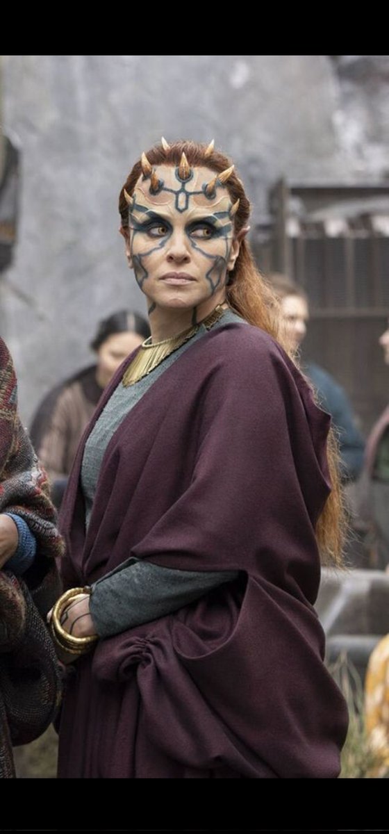 P_DubCANE's tweet photo. Now hear me out. No one saw her die. What if she, is HE...?
https://t.co/JVax708aON #Acolyte @starwars https://t.co/5A1pSb3UHD
