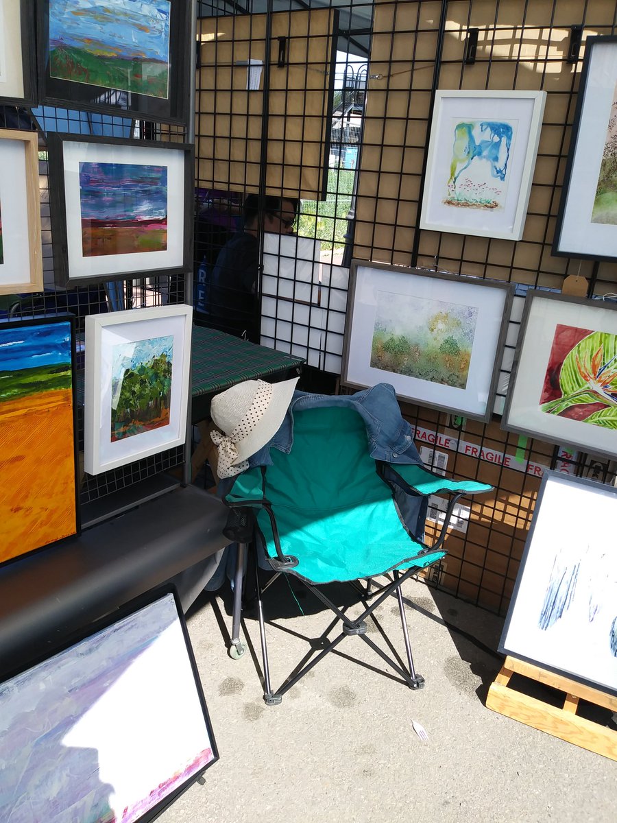 Weathered 1st day <a href="/YEGArtWalk/">Whyte Avenue Art Walk | Edmonton</a> with help of friends Shelley &amp; @SimpleSocialist, also an upgrade to a tent lets us enjoy the shade &amp; breeze. SO MANY WONDERFUL ARTISTS! More every year. Come see <a href="/AndersonBooz/">Timothy Anderson 🇨🇦🌳☕🚲🖌🎵📚💉</a> &amp;me @ tent 30 Zone 3 (south of Whyte on 105 st, last booth on east side)!