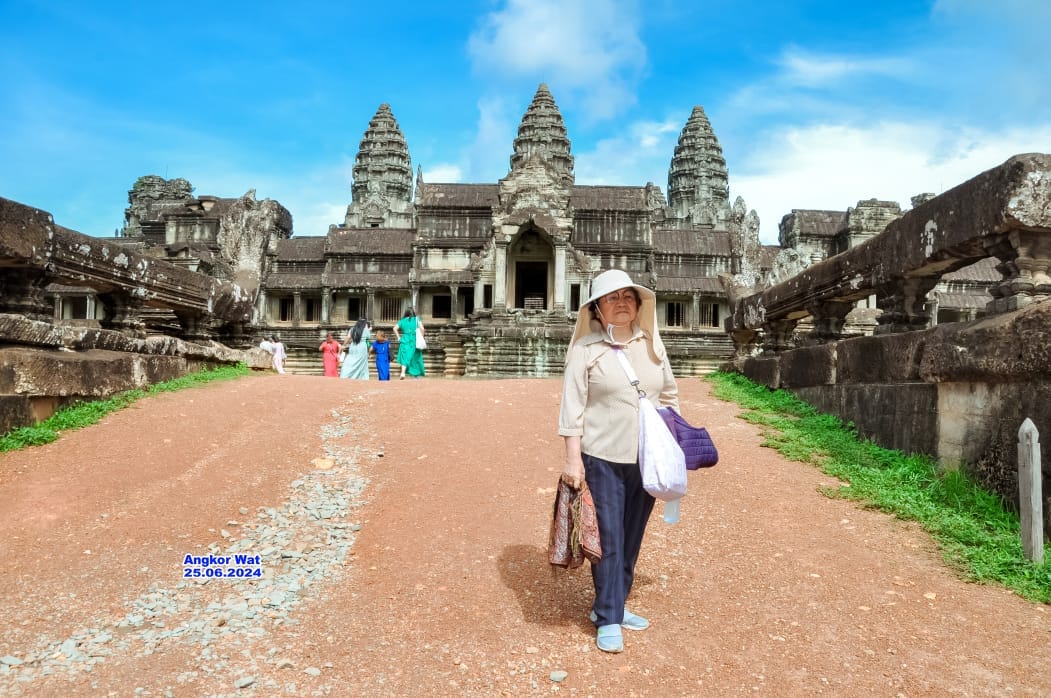 TravelAree's tweet photo. Experiencing the Best of Vietnam, Cambodia, and Thailand

#Vietnam #Cambodia #Thailand #TriCityAdventure
#VietCambodiaThailand #WondersOfIndochina #HeartOfSoutheastAsia https://t.co/o9N7GyWbct