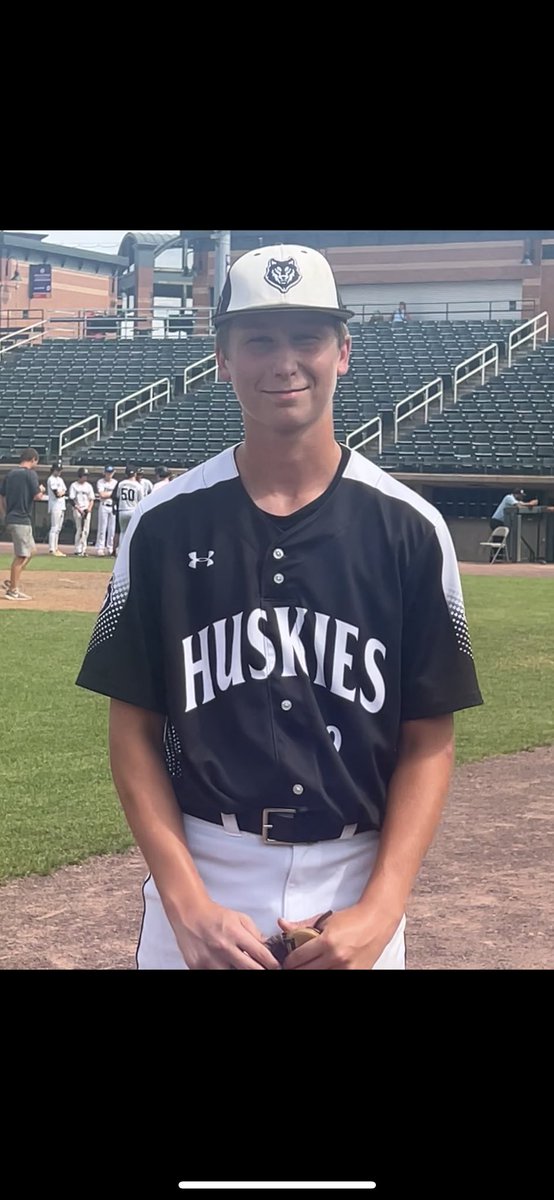 N.E.huskiesbaseball tweet media