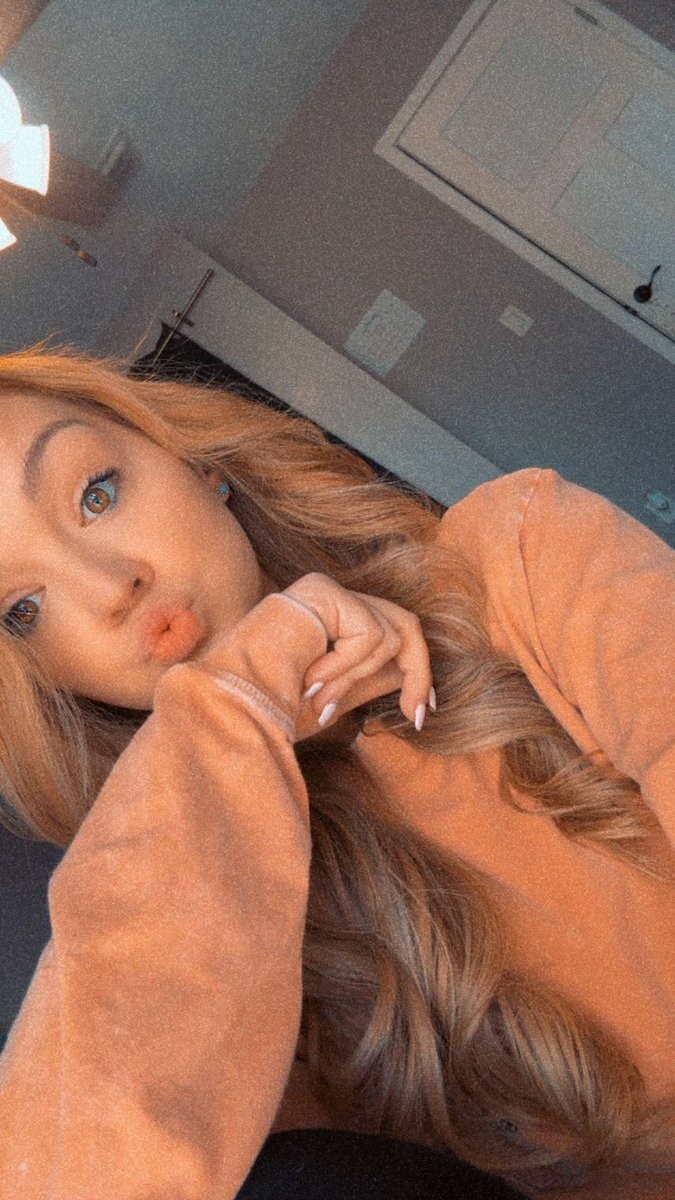 Jessi tweet media
