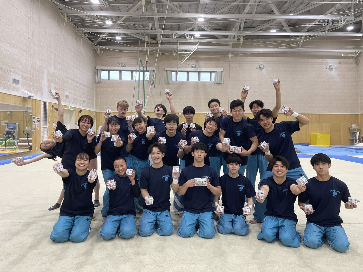 Yukosh1's tweet photo. 発信遅れましたが。。

先日、合同会社KAGAMITAPE様から、筑波大学体操競技部への選手強化応援として「KAGAMITAPE」を提供いただきました。

ご支援いただけることに感謝の気持ちを忘れず、
選手、スタッフ共に今後も精進して参ります！

#KAGAMITAPE
#整体オアシス https://t.co/9gbMqGr1mU