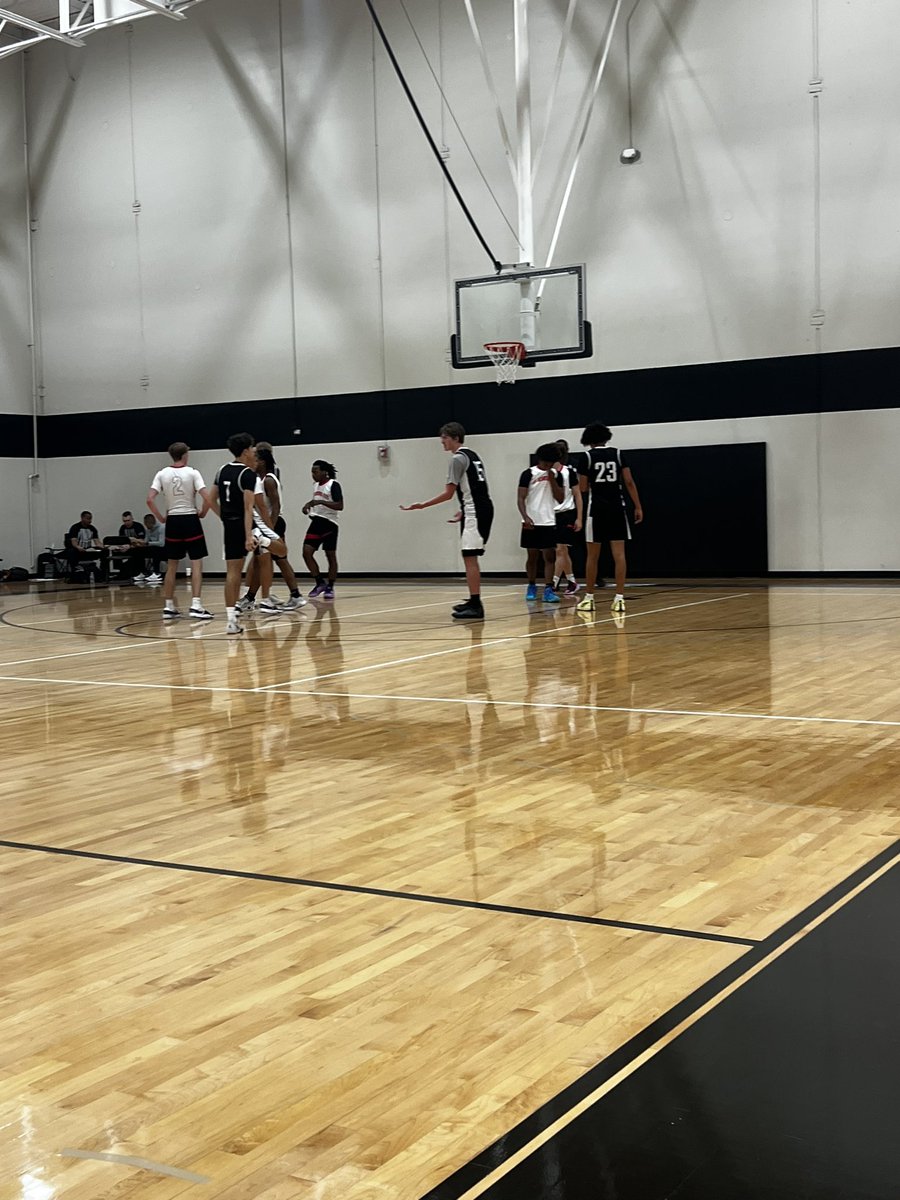 L.D. Bell Basketball tweet media