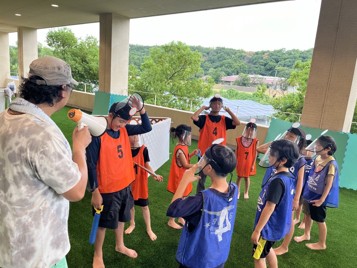 JOYLIFE_FES's tweet photo. 夏の新企画☀️!!!
「JOY LIFEウォーターバトル🔫💦」
本日からスタートです😊!
是非お待ちしています❣️
#amazingcollege #joylife #ジョイライフ #テーマパーク #笑顔 #こども #遊び #お出かけ #子連れお出かけ #埼玉お出かけ #お出かけスポット #埼玉 #東松山 https://t.co/2TcHVynoUt